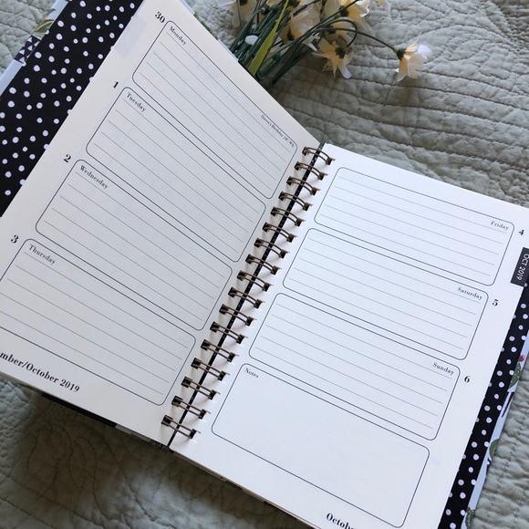 Baby Blue & Succulent 2019-2020 Planner - Picture 3 of 4